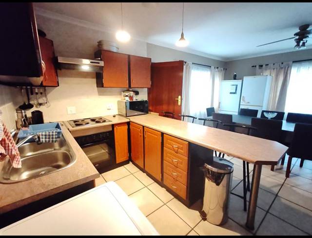 4 BEDROOM HOUSE FOR SALE IN MISTY BAY